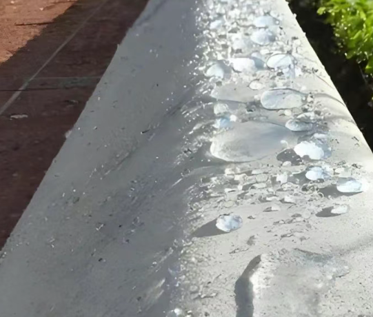 光泽硅烷浸渍涂料在混凝土保护中的应用